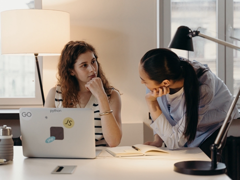 新移民必看:如何建立美國信用記錄與查詢信用分數 新移民必看:如何建立美國信用記錄與查詢信用分數