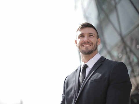 LinkedIn與Google廣告對比:異同分析 LinkedIn與Google廣告對比:異同分析