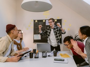 2025香港銀行KYC合規(guī)開(kāi)戶與資金安全指南