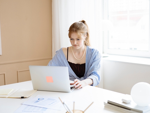 出口海外倉模式通關風險:貿易壁壘、物流延遲、檢驗檢疫等問題需防范 出口海外倉模式通關風險:貿易壁壘、物流延遲、檢驗檢疫等問題需防范