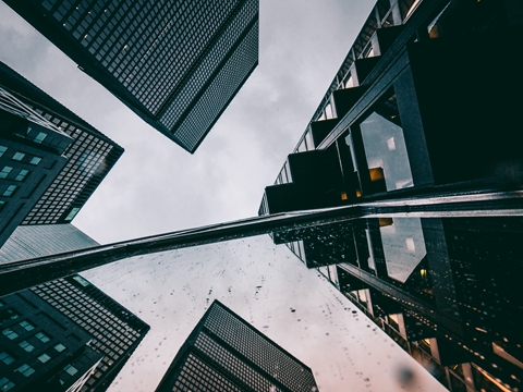 跨境物流：到港提柜派送及拆柜派送