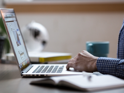 2025年香港公司注冊指南:成本、流程與電商機遇 2025年香港公司注冊指南:成本、流程與電商機遇